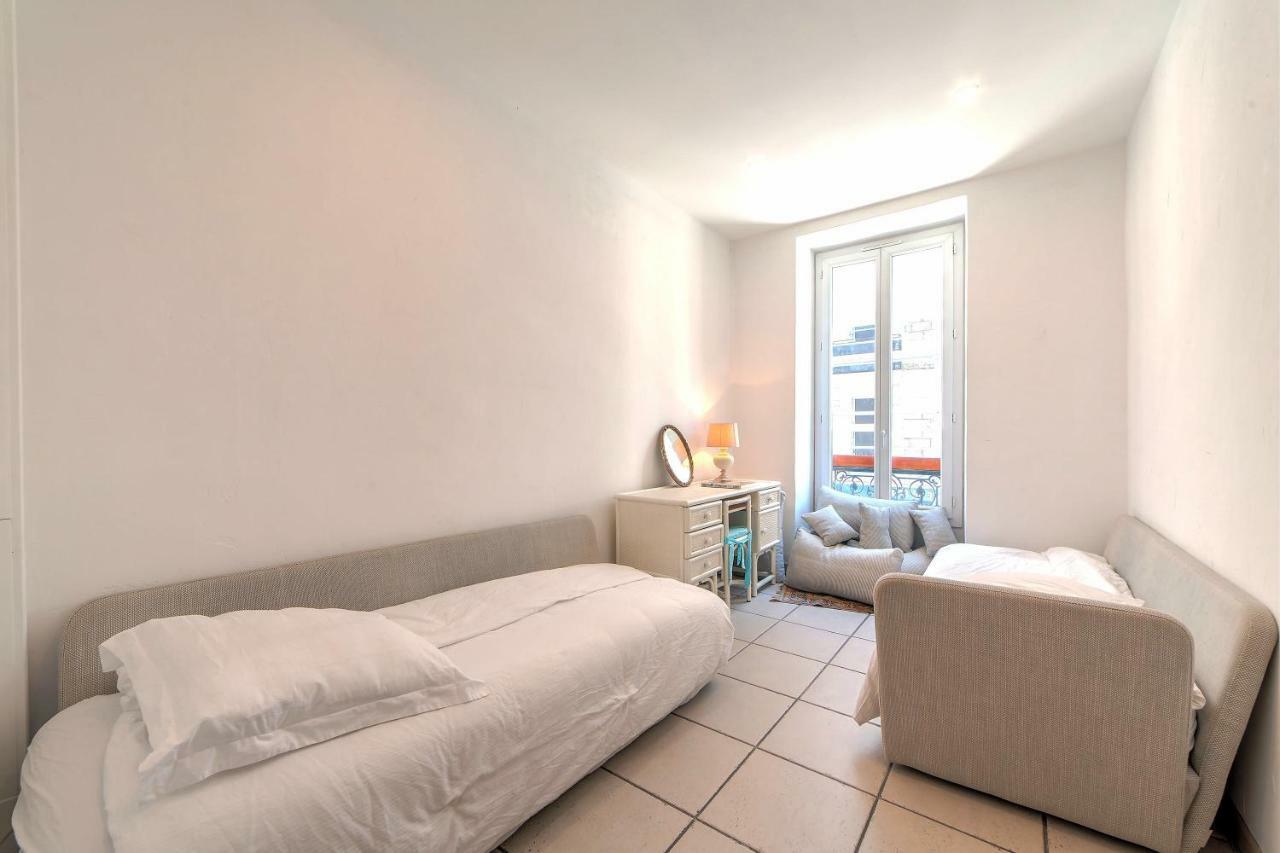Appartement Lovely Large Familial In Nice, Minutes Walk To The Beach! *