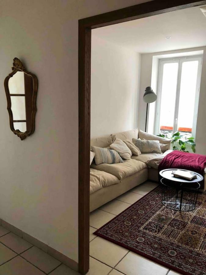 Lovely Large Familial In Nice, Minutes Walk To The Beach! Appartement *