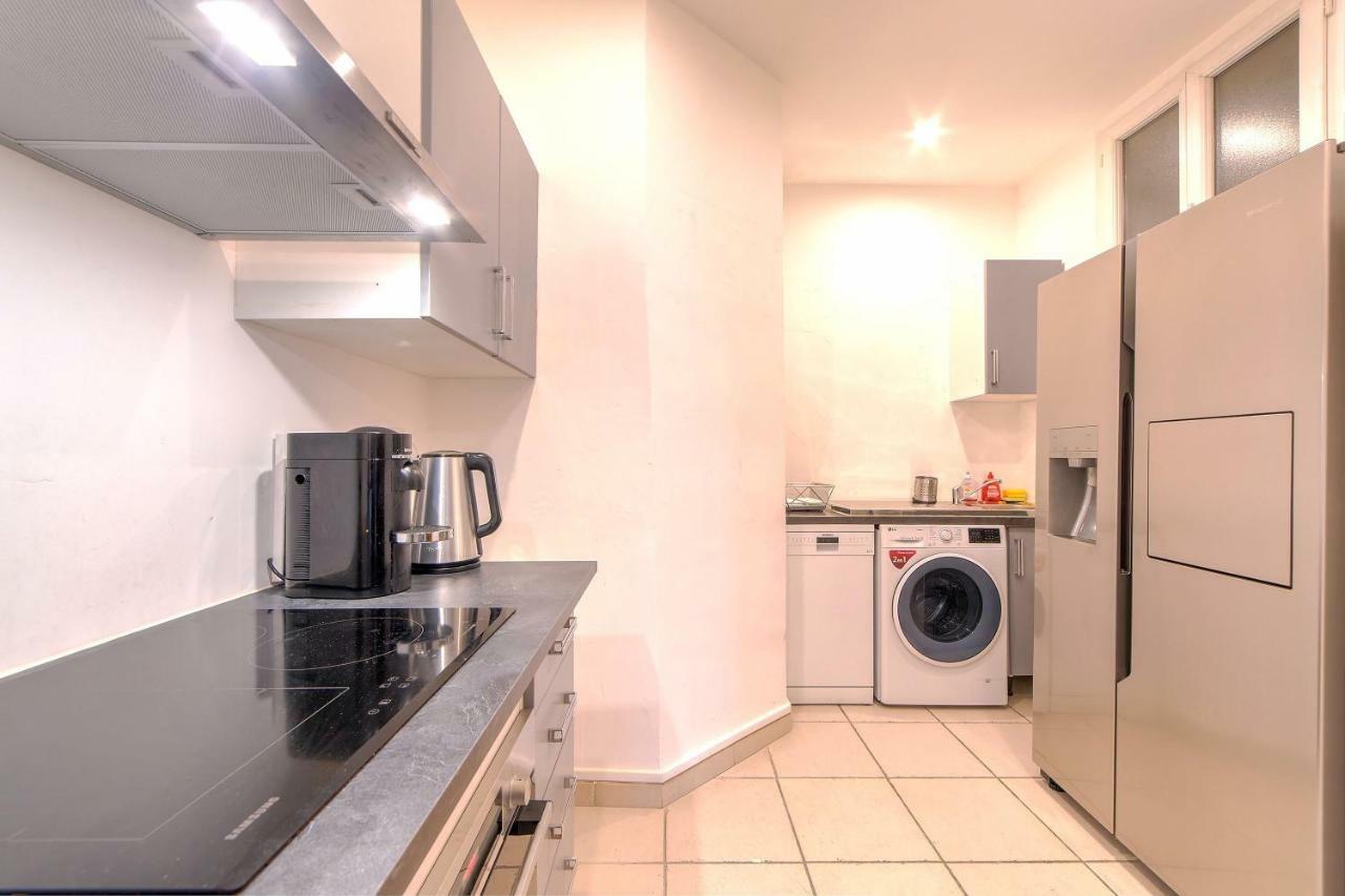 Lovely Large Familial In Nice, Minutes Walk To The Beach! Appartement Nice
